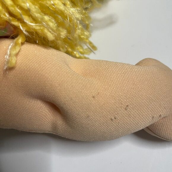 Vintage 1991 Kissin Kids Crimp n Curl Cabbage Patch Doll w/ Earrings - Picture 5 of 7